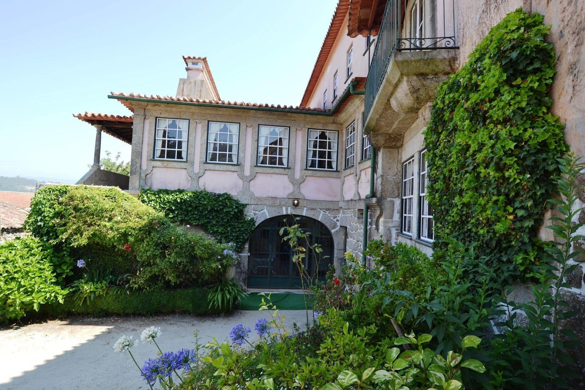 مبيت وإفطار بارسيلوس Casa Dos Assentos De Quintiaes المظهر الخارجي الصورة