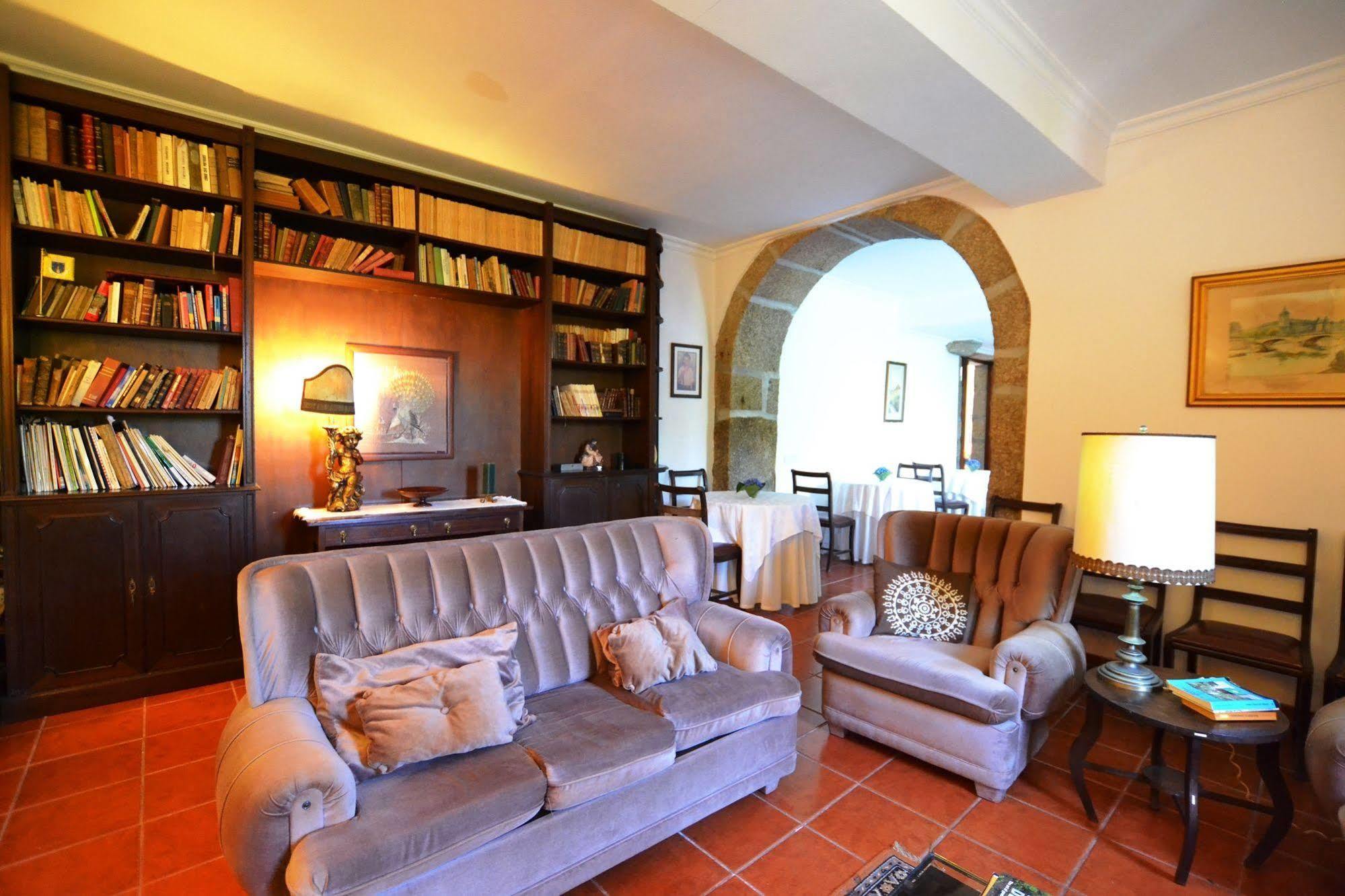 مبيت وإفطار بارسيلوس Casa Dos Assentos De Quintiaes المظهر الخارجي الصورة